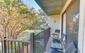 Hilton Head Condo Walk To Coligny Beach And Plaza!
